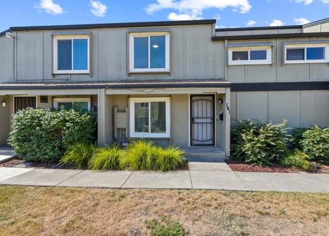 Property at 141 Rainier Ln, Antioch, CA 94509, 4 beds, 1.5 baths