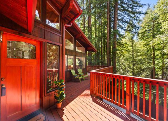 Property at 510 Warren Dr, Santa Cruz, CA 95060, 3 beds, 2.5 baths