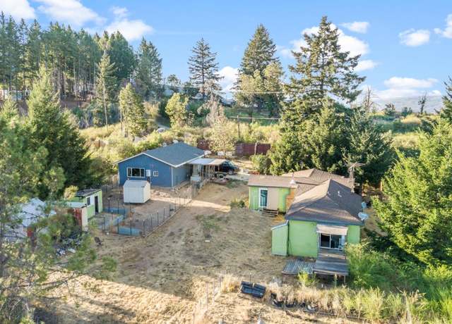 Property at 30700 Loma Chiquita Rd, Los Gatos, CA 95033, 2 beds, 2 baths