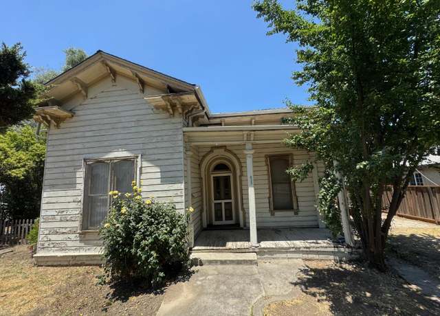 Property at 396 S 18th St, San Jose, CA 95116, 3 beds, 2 baths