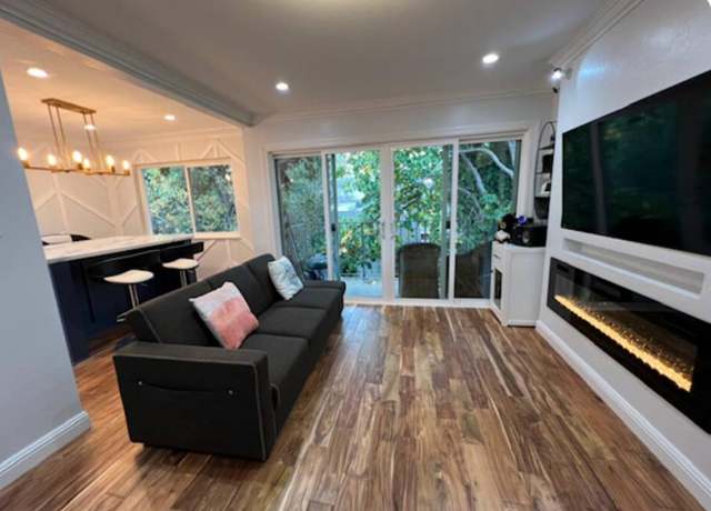 Property at 1217 Paloma Ave #3, Burlingame, CA 94010, 2 beds, 1 bath