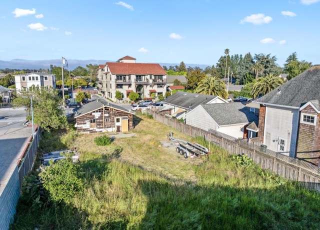 Property at 719 Darwin St, Santa Cruz, CA 95062