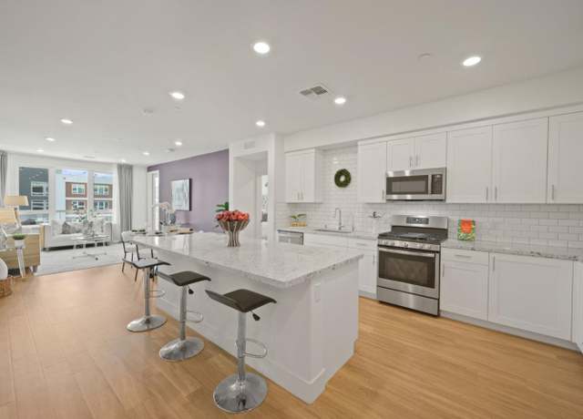 Property at 5925 Charlotte Dr #319, San Jose, CA 95123, 3 beds, 2 baths