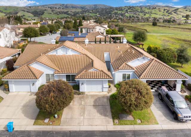 Property at 1812 Pinecone Ct, Morgan Hill, CA 95037, 2 beds, 1.5 baths