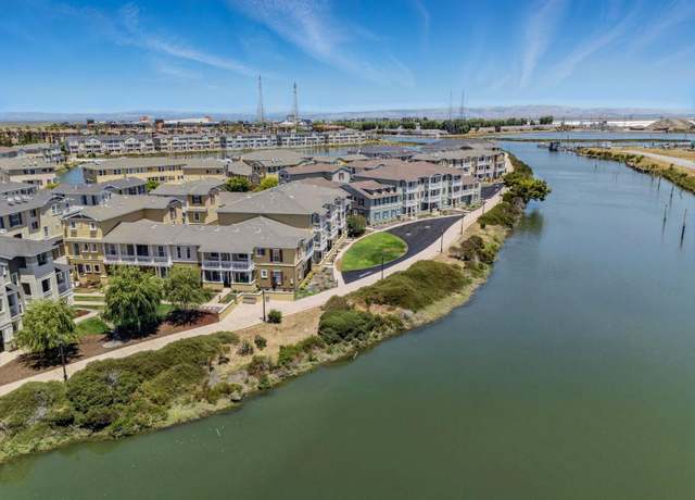 Property at 636 Fan Tail Way #905, Redwood City, CA 94063, 2 beds, 2.5 baths