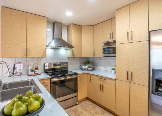 Property at 441 Colony Knoll Dr, San Jose, CA 95123, 2 beds, 2.5 baths