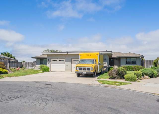 Property at 522 & 524 San Blanco Ct, Salinas, CA 93901, 5 beds, 4 baths