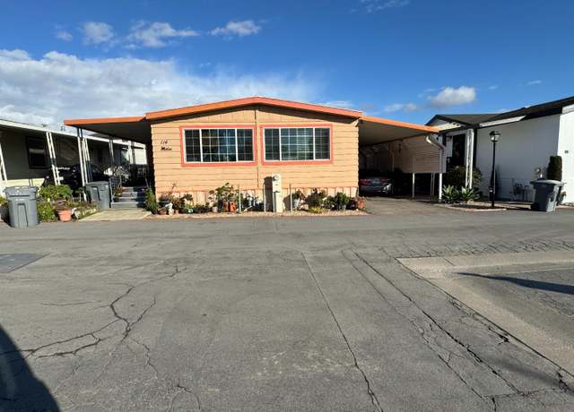 Property at 120 Russell Rd #114, Salinas, CA 93906, 3 beds, 2 baths