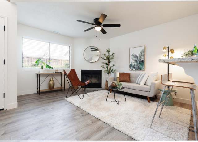 Property at 1702 Barrington Ct, Santa Cruz, CA 95065, 2 beds, 2.5 baths