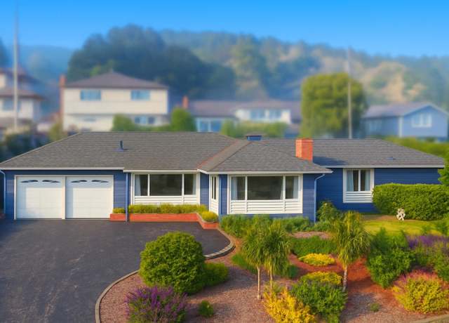 Property at 3279 N Cabrillo Hwy, Half Moon Bay, CA 94019, 3 beds, 2 baths