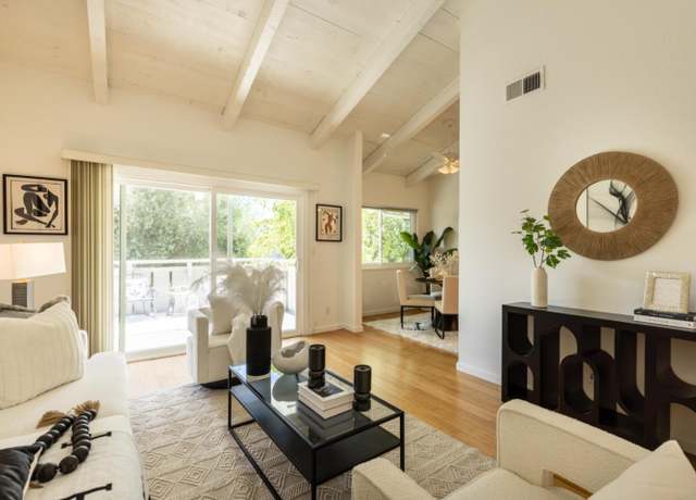 Property at 255 S Rengstorff Ave #142, Mountain View, CA 94040, 1 bed, 1 bath