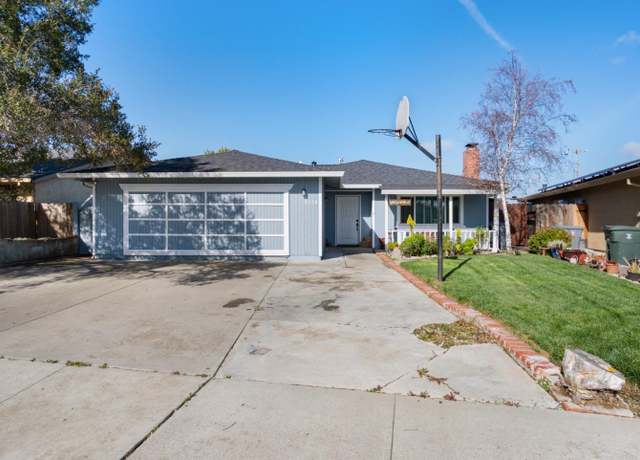 Property at 1170 El Toro, Hollister, CA 95023, 3 beds, 3 baths