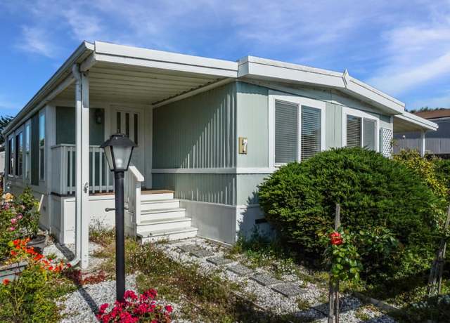 Property at 7 Seashell Cir #7, Half Moon Bay, CA 94019, 2 beds, 1 bath