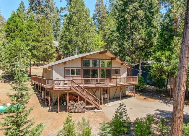 Property at 2320 Mustang Rd, Arnold, CA 95223, 3 beds, 2.5 baths