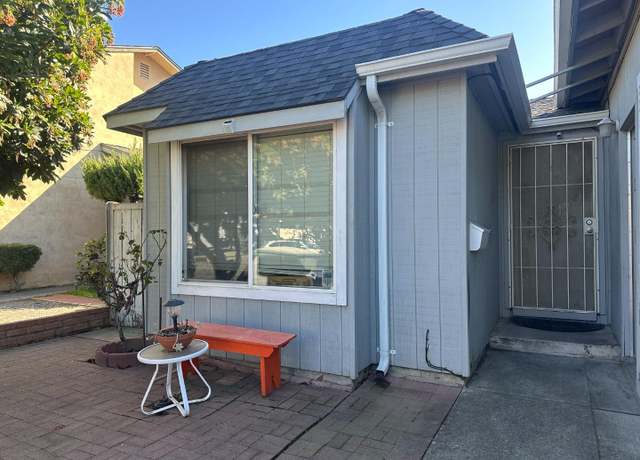 Property at 282 Loupe Ct, Gilroy, CA 95020, 2 beds, 1 bath