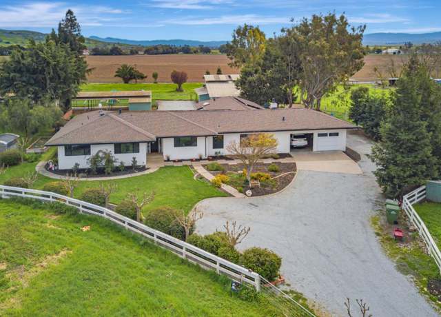 Property at 3300 Canada Rd, Gilroy, CA 95020, 4 beds, 3 baths