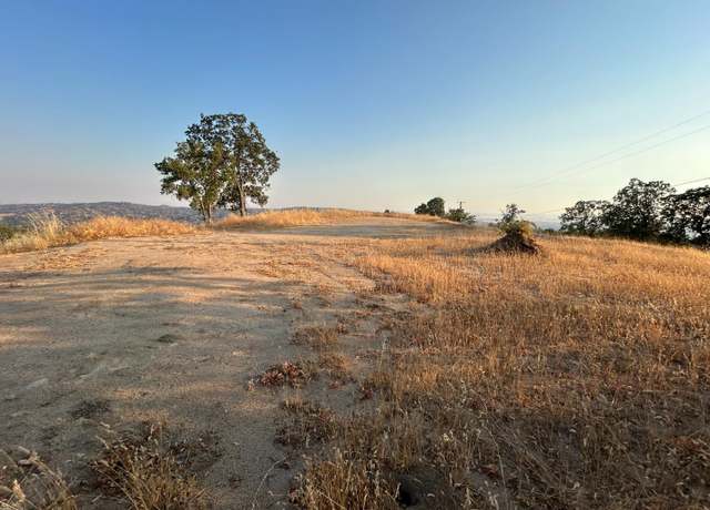 Property at 41176 Lilley Mountain Dr, Coarsegold, CA 93614