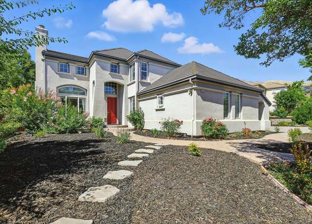 Property at 553 Lower Vintners Cir, Fremont, CA 94539, 5 beds, 3 baths