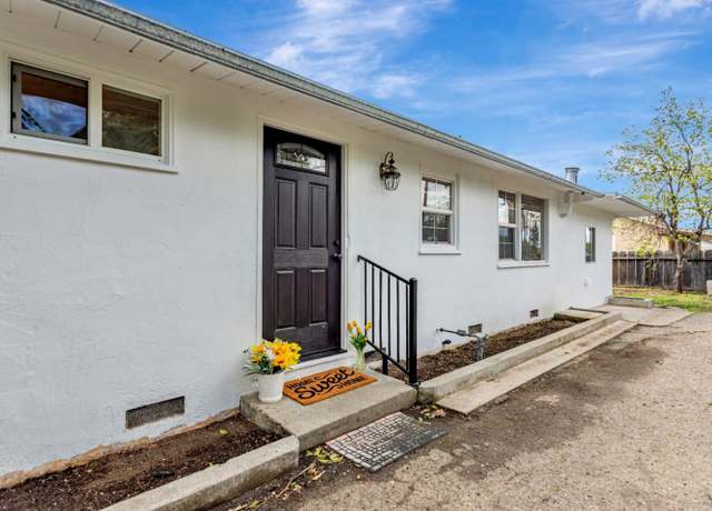 Property at 3070 Airline Hwy, Hollister, CA 95023, 2 beds, 1.5 baths