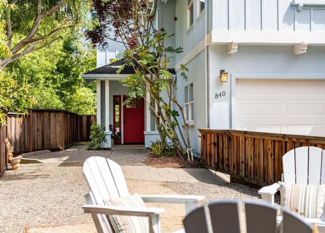 Property at 840 Seacliff Dr, Aptos, CA 95003, 3 beds, 2.5 baths