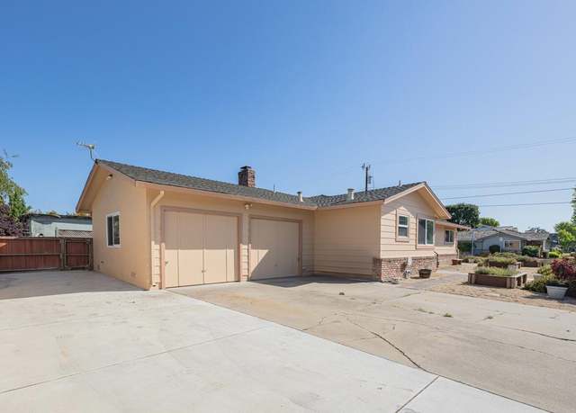 Property at 829 Los Palos Dr, Salinas, CA 93901, 3 beds, 2 baths