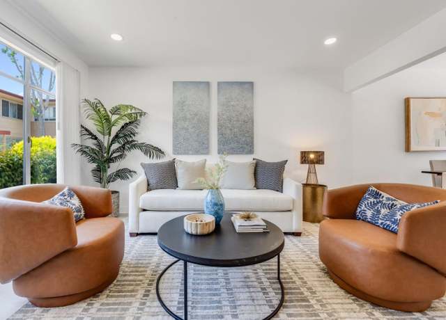 Property at 1561 Marina Ct Unit E, San Mateo, CA 94403, 3 beds, 1.5 baths