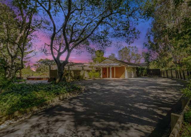 Property at 14890 Baranga Ln, Saratoga, CA 95070, 4 beds, 5.5 baths