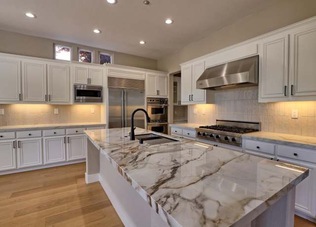 Property at 2892 Birkdale Ct, Gilroy, CA 95020, 5 beds, 4.5 baths