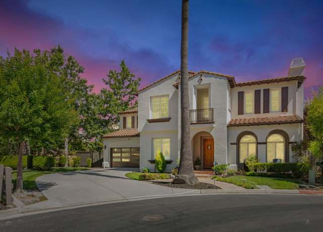 Property at 2892 Birkdale Ct, Gilroy, CA 95020, 5 beds, 4.5 baths