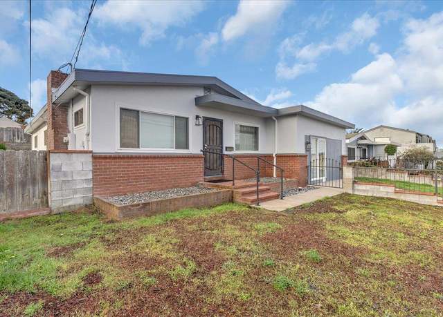 Property at 1140 Palm Ave, Seaside, CA 93955, 4 beds, 1 bath