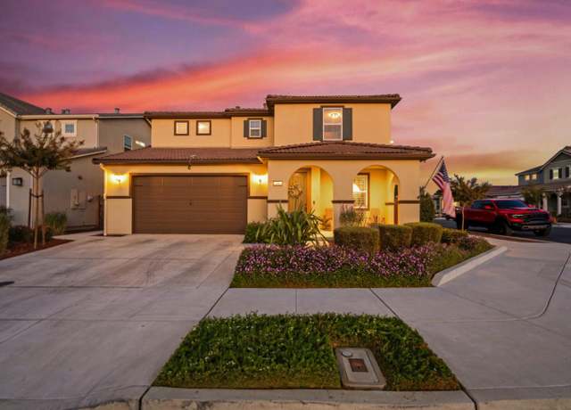 Property at 691 Toledo Dr, Hollister, CA 95023, 4 beds, 2 baths