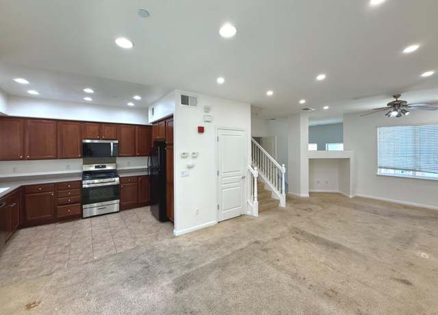 Property at 2726 Holly St, San Pablo, CA 94806, 3 beds, 2.5 baths
