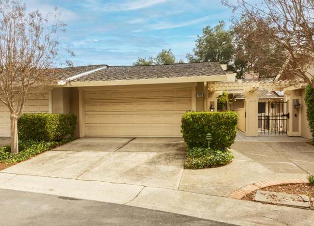 Property at 14688 Fieldstone Dr, Saratoga, CA 95070, 3 beds, 2.5 baths