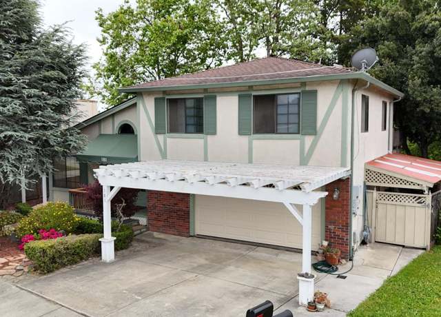 Property at 181 Hope Dr, Watsonville, CA 95076, 3 beds, 2.5 baths