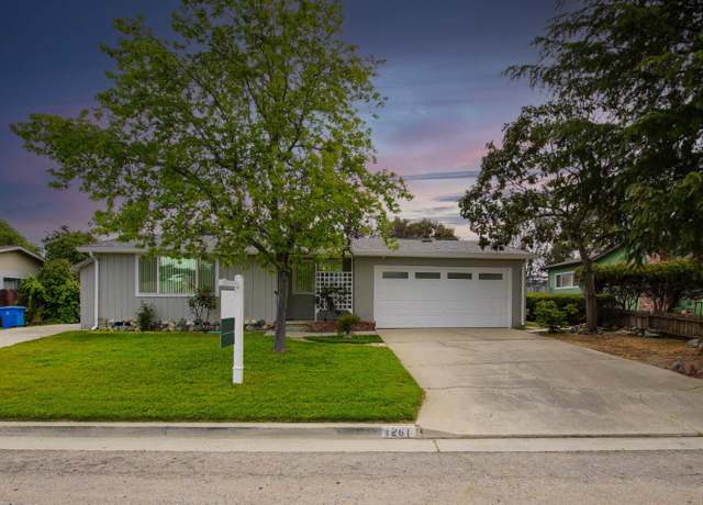 Property at 1261 Highland Dr, Hollister, CA 95023, 3 beds, 1 bath