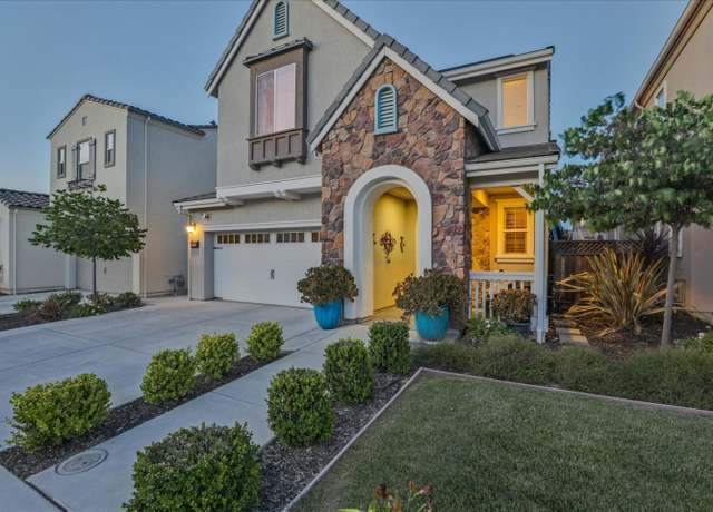 Property at 6062 Pipit Way, Gilroy, CA 95020, 4 beds, 2.5 baths