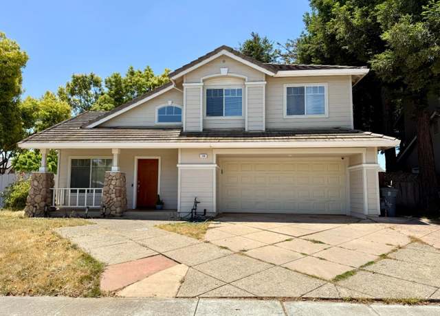 Property at 186 Pennsylvania Dr, Salinas, CA 93906, 3 beds, 2.5 baths