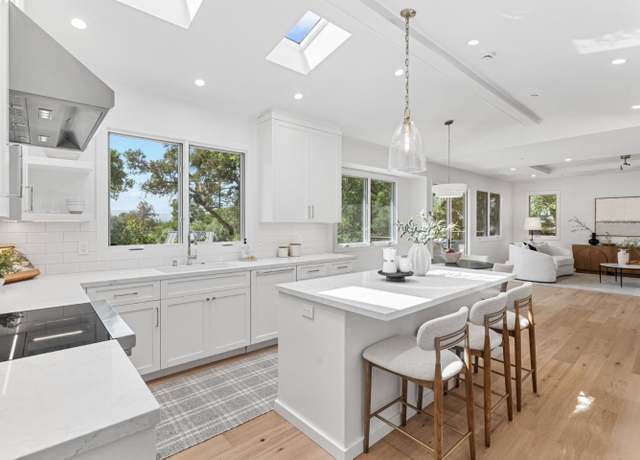 Property at 17119 Crescent Dr, Los Gatos, CA 95030, 3 beds, 3 baths