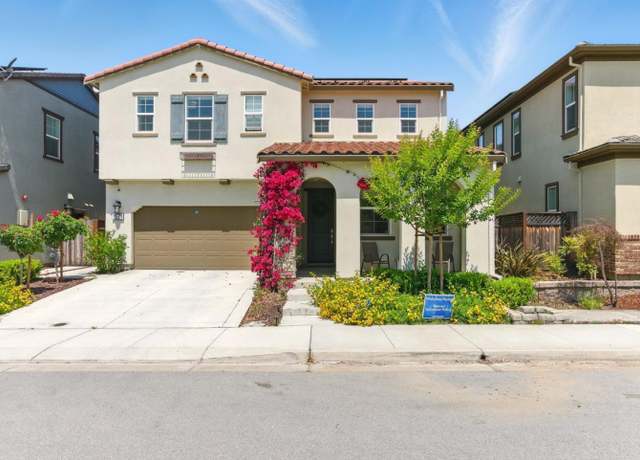 Property at 1571 Castlewood Pl, Gilroy, CA 95020, 4 beds, 3 baths