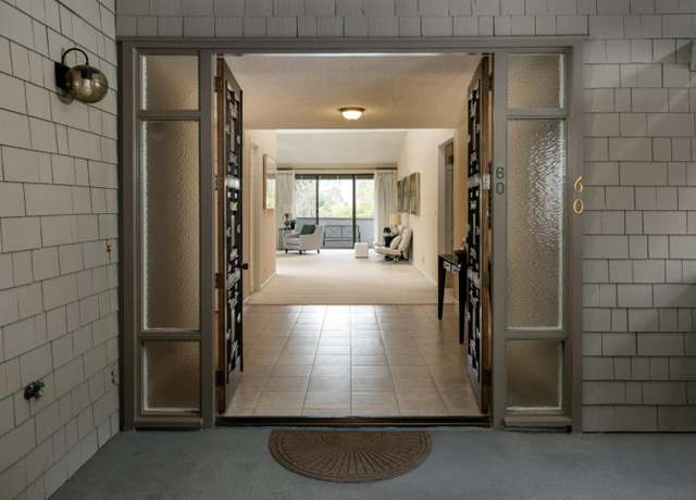 Property at 60 Mansion Ct, Menlo Park, CA 94025, 3 beds, 2.5 baths