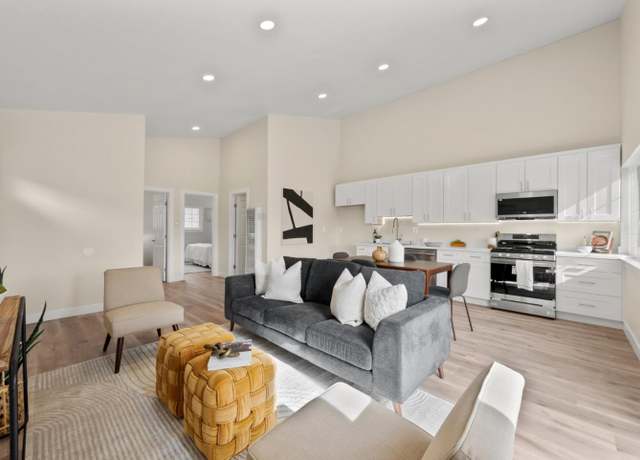 Property at 1882-1884 Virginia Ave, San Jose, CA 95116, 4 beds, 2 baths