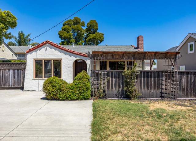 Property at 1414 Laurel St, Santa Cruz, CA 95060, 2 beds, 1 bath