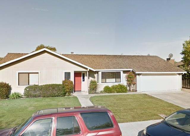 Property at 930 Powell St St, Hollister, CA 95023, 3 beds, 2 baths