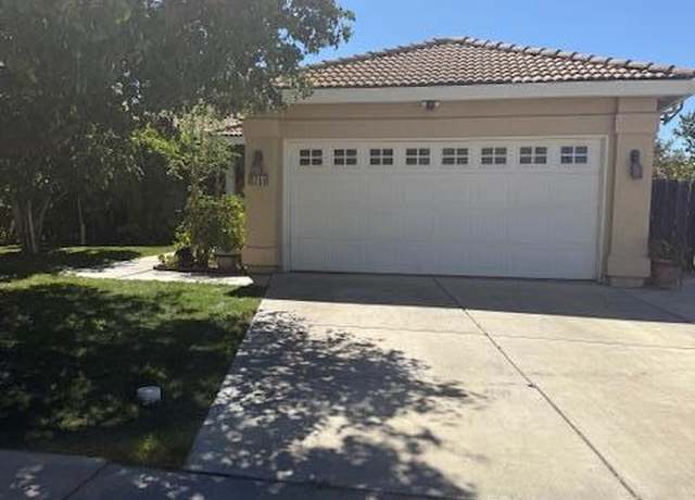 Property at 355 Chestnut St, Los Banos, CA 93635, 4 beds, 2 baths
