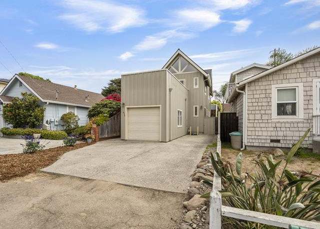 Property at 410 35th Ave, Santa Cruz, CA 95062, 2 beds, 2.5 baths
