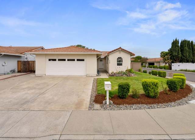 Property at 569 Blairburry Way, San Jose, CA 95123, 3 beds, 2 baths