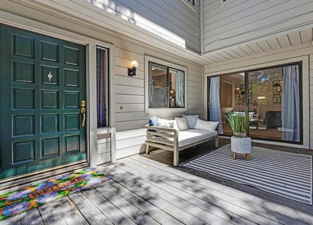 Property at 109 Oakland Pl, Los Gatos, CA 95032, 4 beds, 2.5 baths