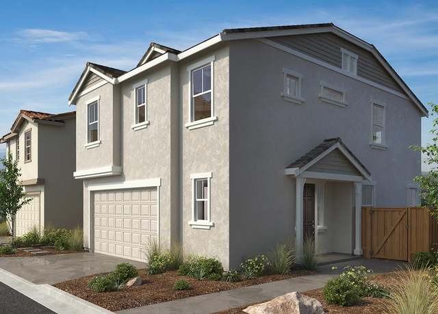 Property at 2050 Gladiola Dr, Hollister, CA 95023, 3 beds, 2.5 baths