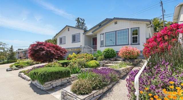 Photo of 698 Emerald Hill Rd, Redwood City, CA 94061