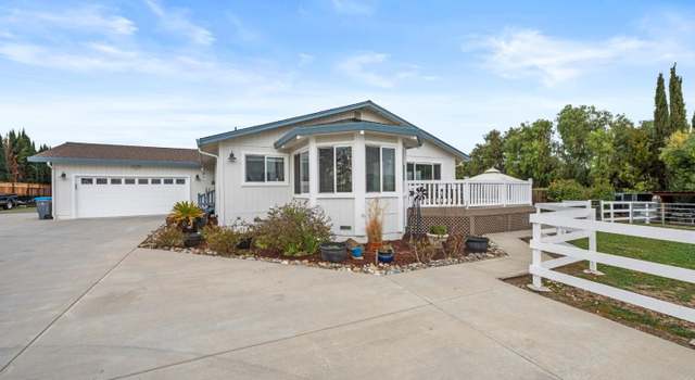 Photo of 1655 Santa Ana Rd, Hollister, CA 95023